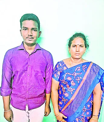 ఆ తల్లికి ఎంత ఆనందమో!