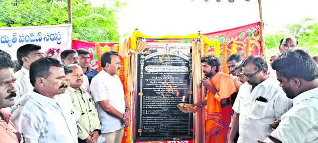 డీడీ కట్టిన ప్రతిరైతుకు ట్రాన్స్ఫార్మర్లు