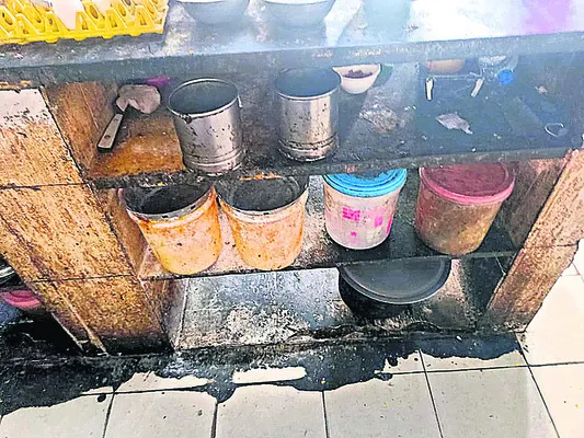 బార్‌ అండ్‌ రెస్టారెంట్లలో తనిఖీలు