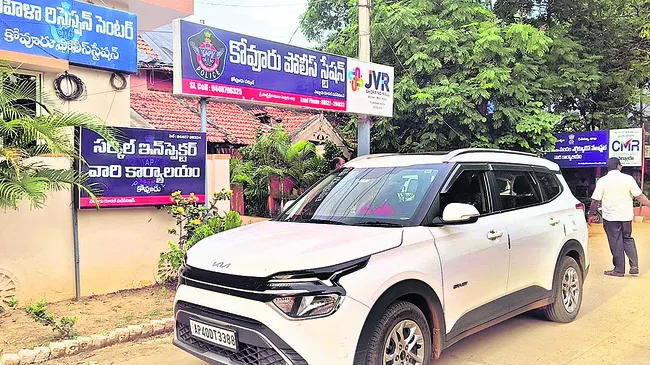 అరుణ వెనుక టీడీపీ గోతులు
