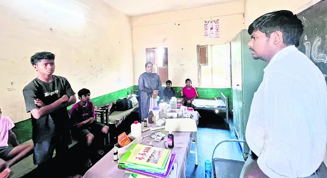 విద్యార్థుల ఆరోగ్యంపై ప్రత్యేక శ్రద్ధ