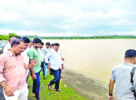 పరిహారం అందేలా కృషి చేస్తా