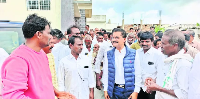 పల్లెగడ్డ ప్రజలు అధైర్యపడొద్దు