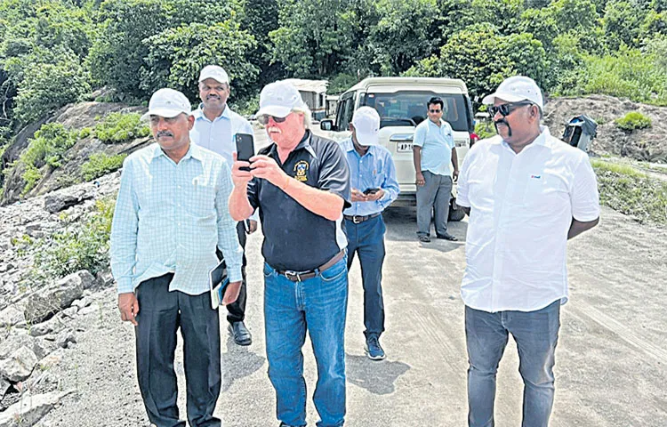 Alert on seepage from coffer dams