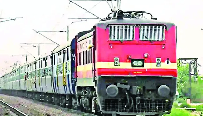 తిరుపతి–కాచిగూడ  మధ్య స్పెషల్‌ రైలు 
