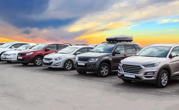 Passenger vehicle sales likely to grow 1 4pc this fiscal ICRA