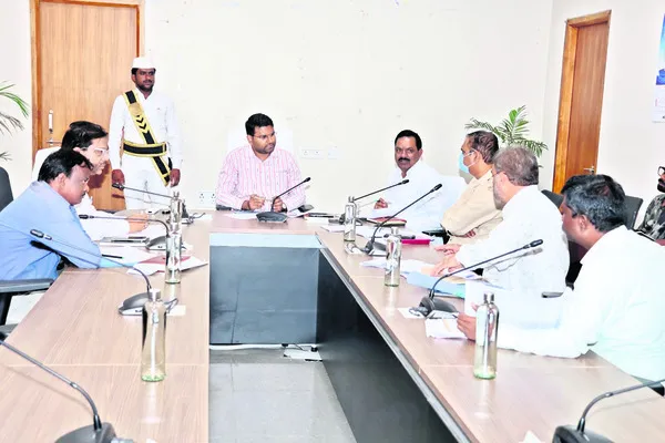 భూసేకరణ ప్రక్రియ వేగవంతం చేయాలి