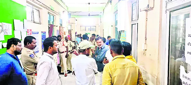 సీపీఎం నాయకుడిపై డాక్టర్ దాడి