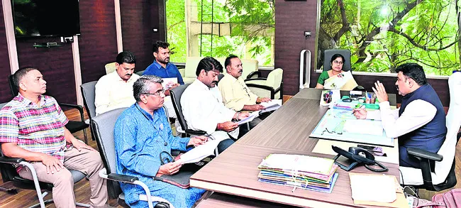 ‘ఉపాధి’ నిధులతో మ్యాజిక్ డ్రైన్లు