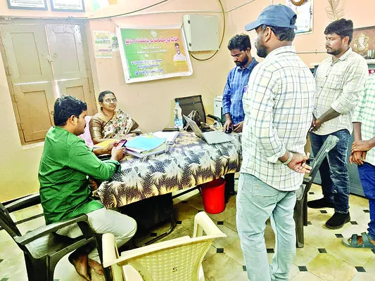 సర్వే పకడ్బందీగా చేపట్టాలి