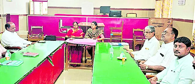 అత్యధిక కేసులు పరిష్కారమయ్యేలా కృషి చేయాలి