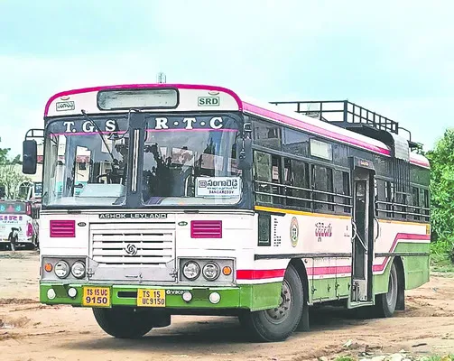 డ్వాక్రా మహిళలకు ఆర్టీసీ బస్సులు