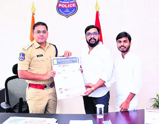 విద్యార్థుల భవిష్యత్కు దిశ చార్ట్ : ఎస్పీ
