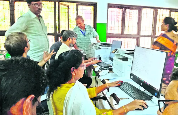 ముగిసిన డీఎస్సీ సర్టిఫికెట్ల పరిశీలన