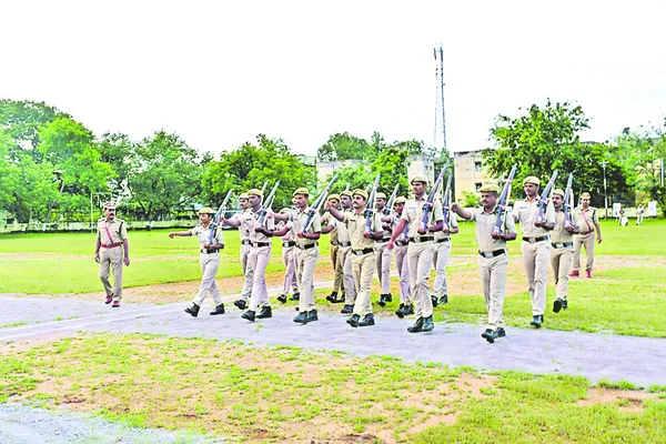 విధి నిర్వహణలో అప్రమత్తం