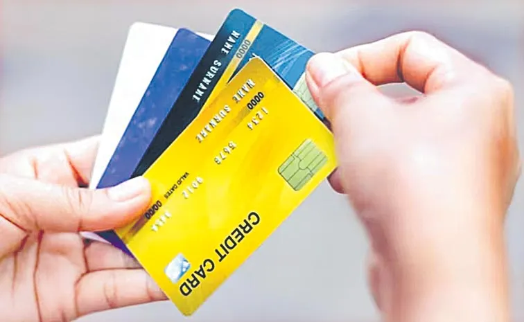 Credit card spending hits all time high in July, says RBI 