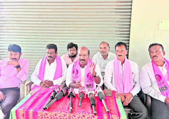 సాగు నీరు అందించడంలో పాలకులు విఫలం