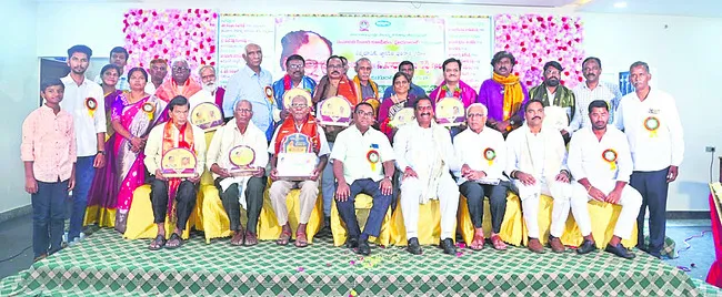 సినారె సేవలు మరువలేనివి