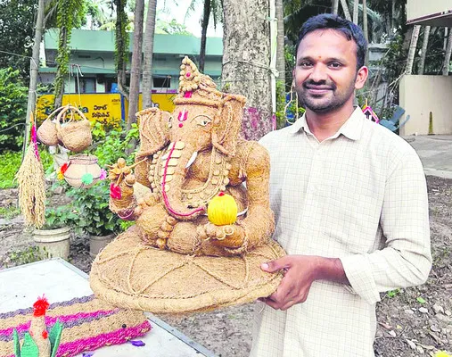 గజాననా రక్షమాం..