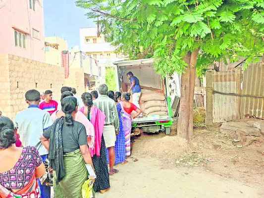 డీలర్లకు బంపర్ ఆఫర్