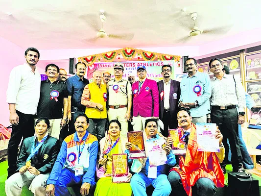 విశాఖ కీర్తి ప్రతిష్టలను ప్రపంచానికి చాటాలి 