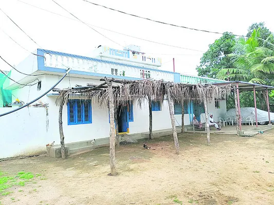 సొంతూ