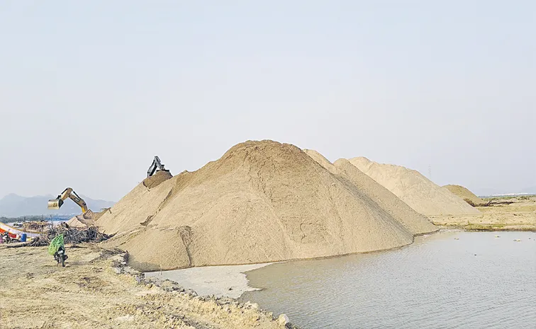 Sand Mafia Major scam next to CM Chandrababu residence