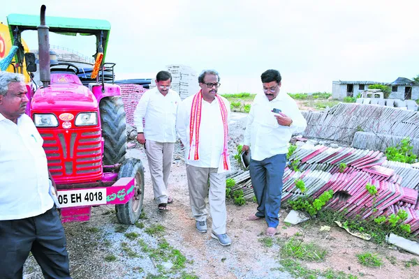గోశాల విస్తరణకు స్థల పరిశీలన