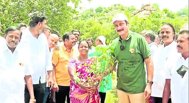 తమిళనాడు రక్షణ కోసం పోరాటం