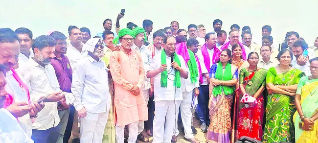 మోటార్లు ఆన్‌ చేయాల్సిందే!