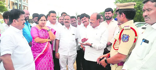 నేడు రేషన్‌ కార్డుల పంపిణీ 