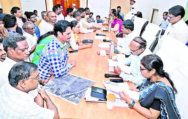 సానుకూలంగా పరిశీలించి పరిష్కరించండి 