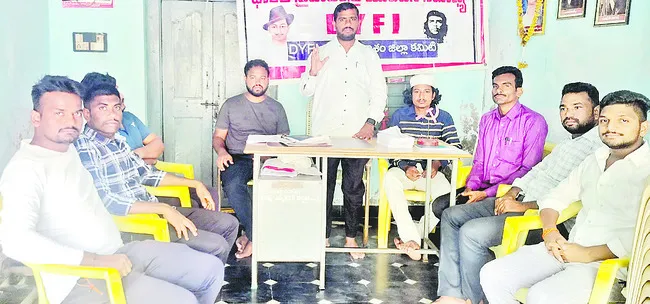 నేడు ఈతముక్కల పాలిటెక్నిక్ కళాశాలలో స్పాట్ అడ్మిషన్లు