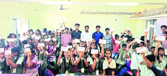 దేశాభివృద్ధి కోసం పని చేయాలి 