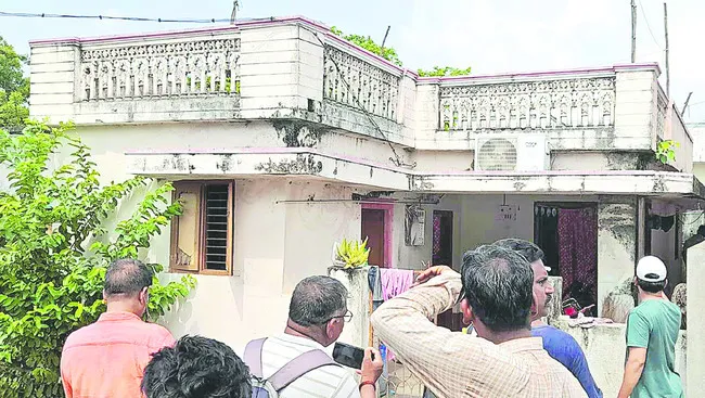 విషాదంలో సీతారామ కాలనీ