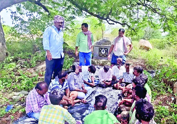 పేకాట రాయుళ్ల అరెస్ట్‌