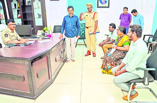 గ్రీవెన్స్కు వినతుల వెల్లువ