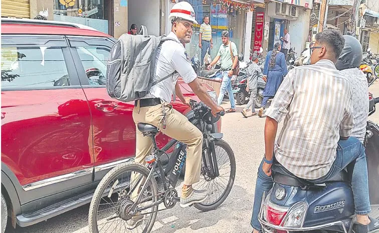 Hyderabad Police Patrolling on bicycles plan to reach every 