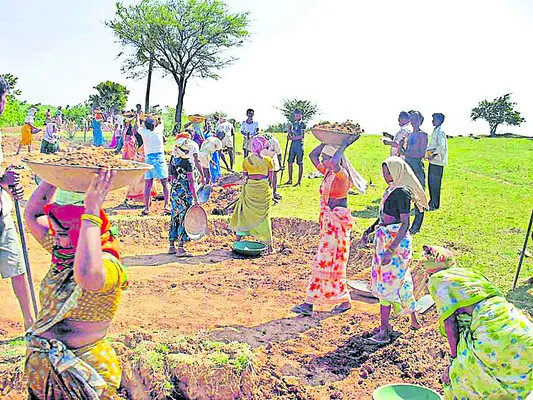 తీరనున్న ఫీల్డ్ అసిస్టెంట్ల వెతలు!