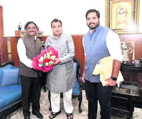 జాతీయ రహదారి పనులు చేపట్టండి