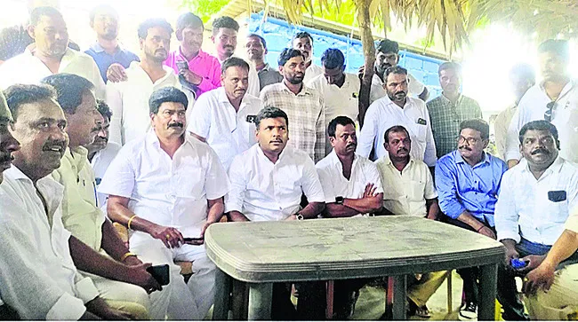 సుగర్‌ ఫ్యాక్టరీల మూసివేత చంద్రబాబు ఘనతే