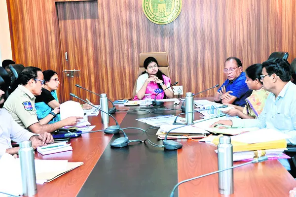 స్కానింగ్‌ సెంటర్లు నిబంధనలు పాటించాలి