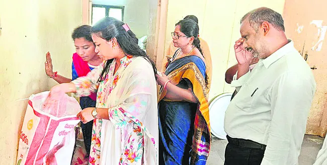రైతు బజారుల్లో కూరగాయల ధరల బోర్డులు పెట్టాలి 