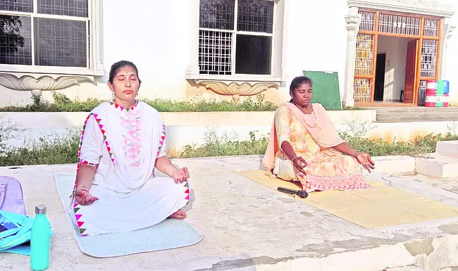 యోగాతోనే ఏకాగ్రత, మానసిక ప్రశాంతత సాధ్యం