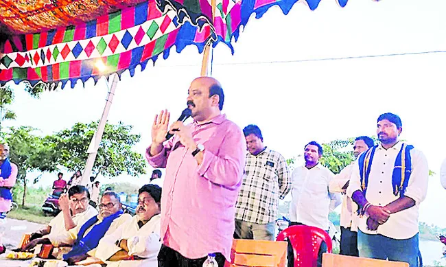 ‘ముందడుగు’ బాధితులకు అండగా ఉంటాం 