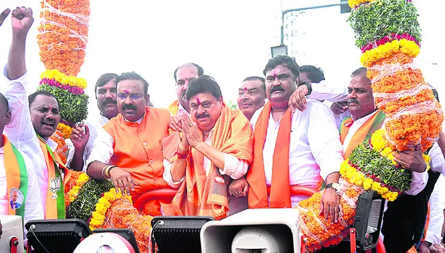 జిల్లా అభివృద్ధికి కేంద్రం నిధులు 