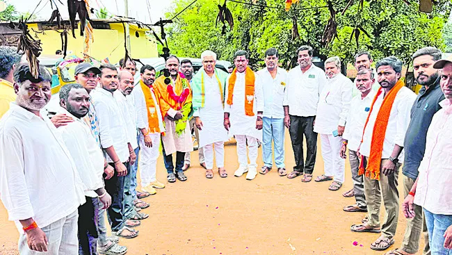 బీజేపీతోనే అభివృద్ధి సాధ్యం 