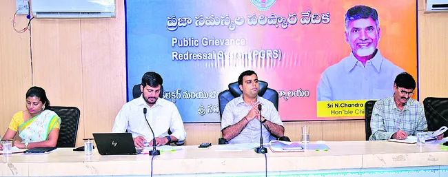 పంద్రాగస్టుకు పకడ్బందీ ఏర్పాట్లు చేయాలి