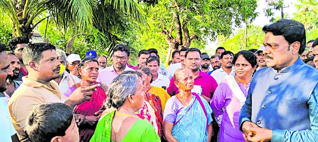 విష జ్వరాలపై అప్రమత్తంగా ఉండాలి
