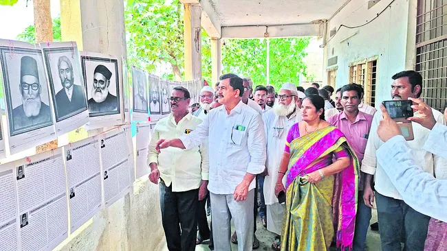 విద్యార్థులు దేశభక్తిని పెంపొందించుకోవాలి